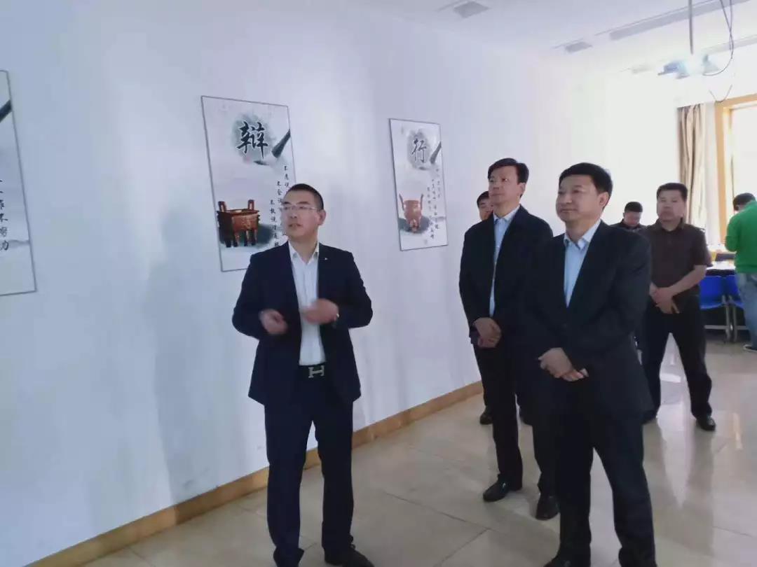 市委常委、秘书长、统战部长邱士林部长莅临九福指导工作